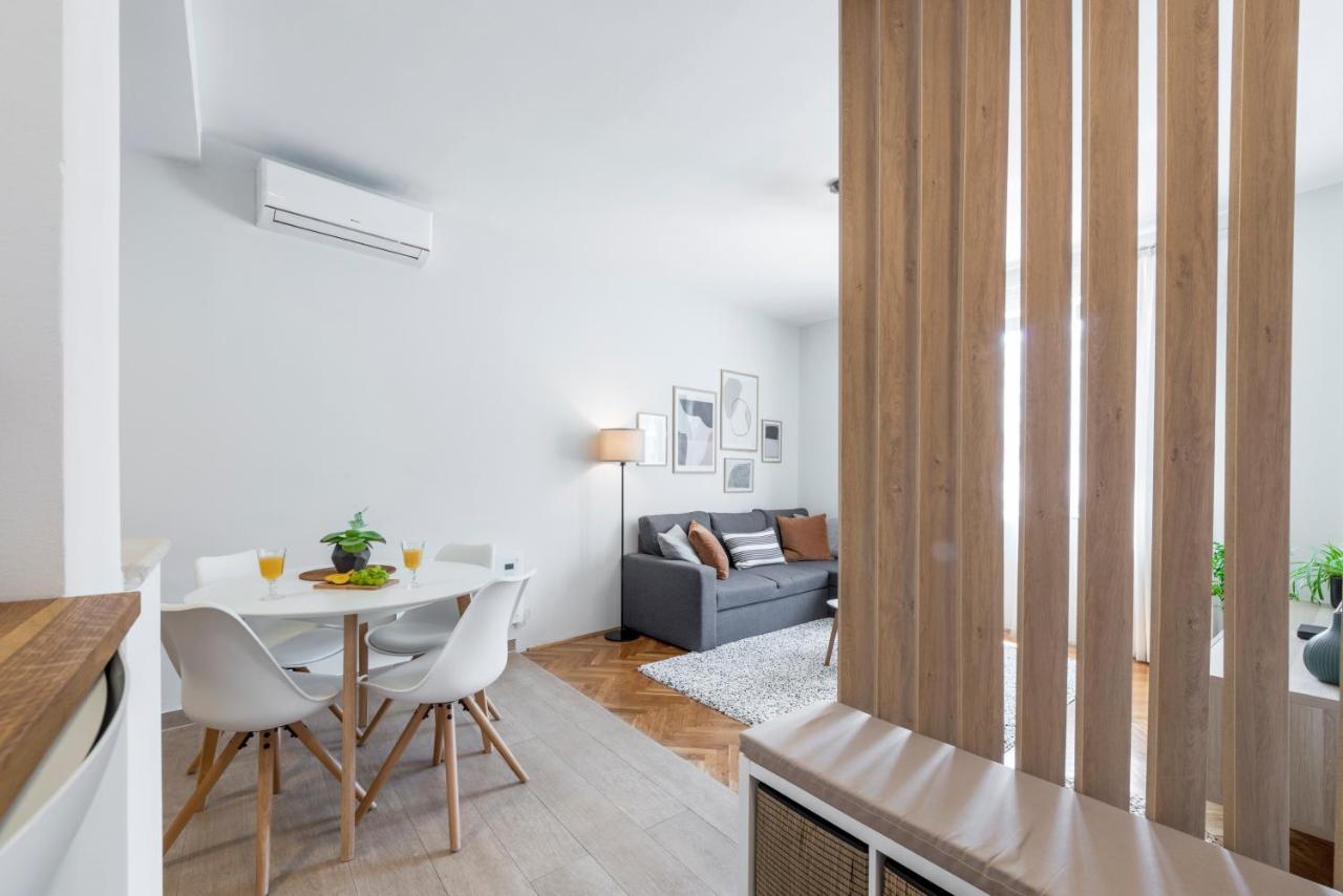 51 Street Appartement *